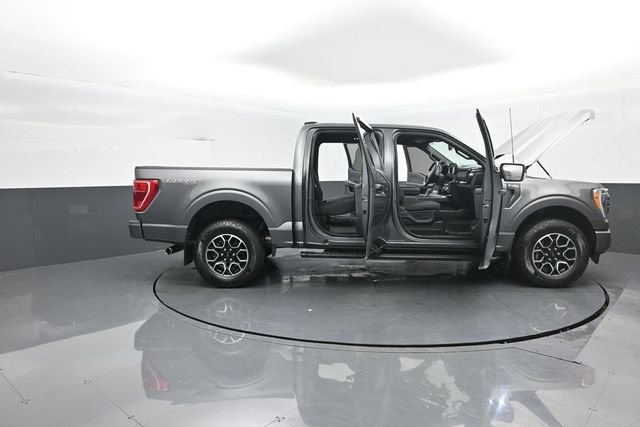 Certified 2022 Ford F150 XLT w/ Equipment Group 302A High image 37