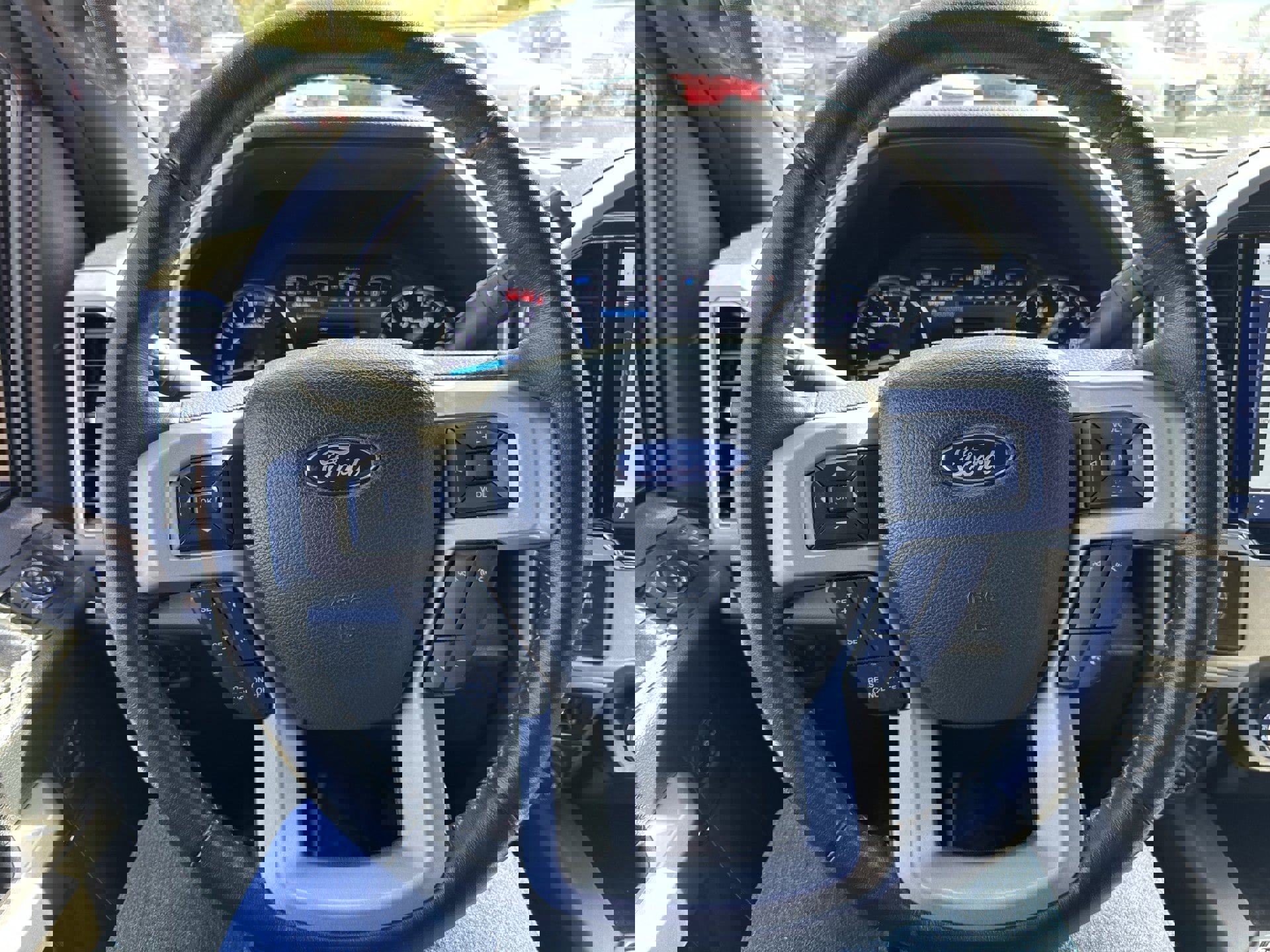 Certified 2022 Ford F250 Lariat w/ Lariat Ultimate Package image 16