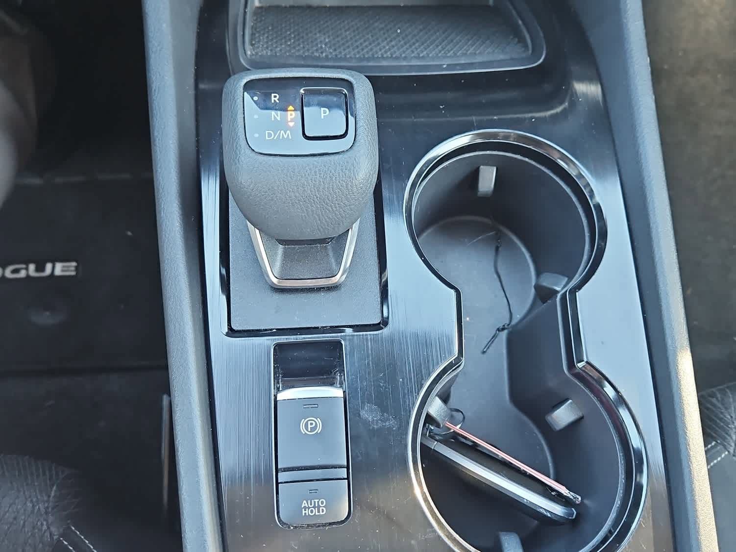 Used 2024 Nissan Rogue SV image 18