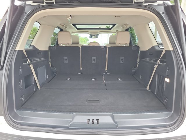 Certified 2022 Ford Expedition Limited AWD/4WD image 9