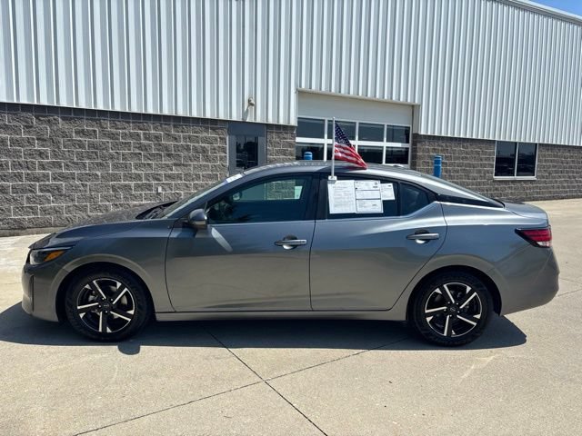 Used 2024 Nissan Sentra SV FWD image 10