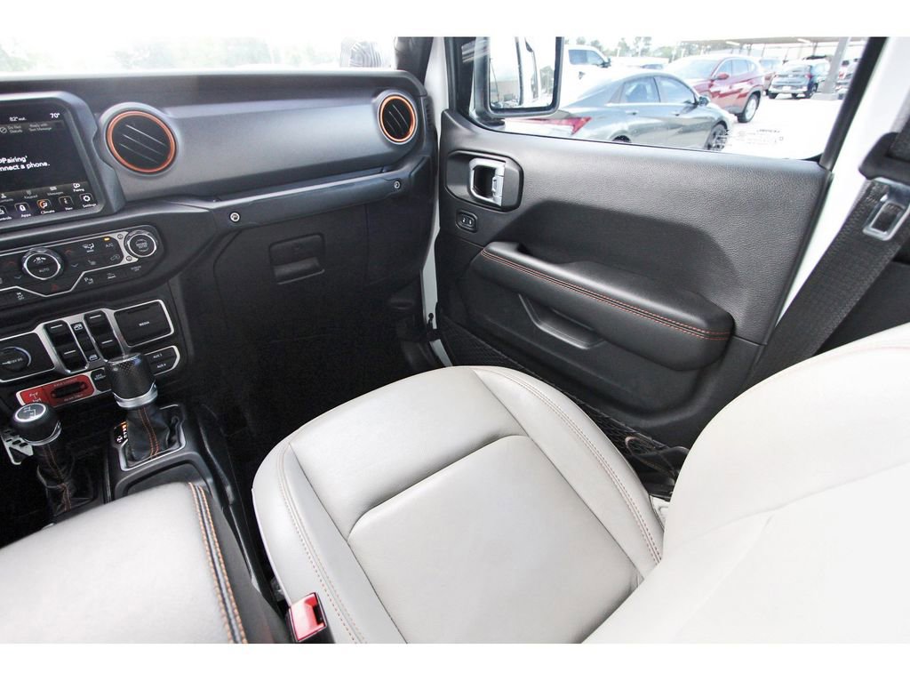Used 2021 Jeep Gladiator Mojave AWD/4WD image 13