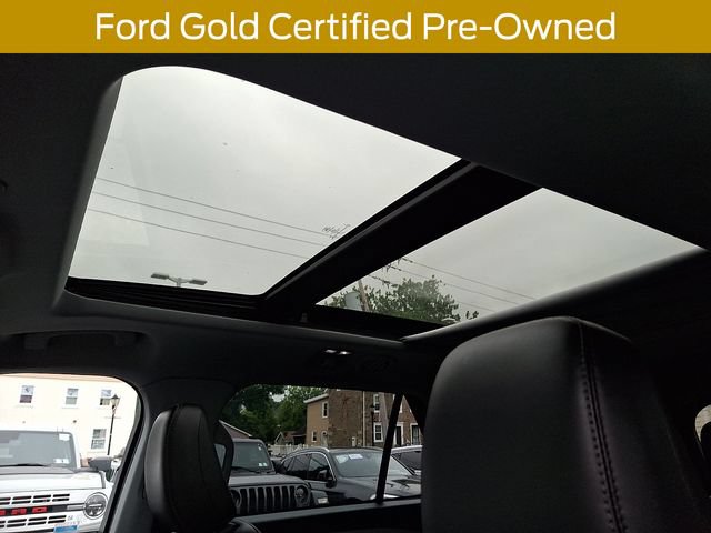 Certified 2023 Ford Explorer XLT w/ Equipment Group 202A AWD/4WD image 18