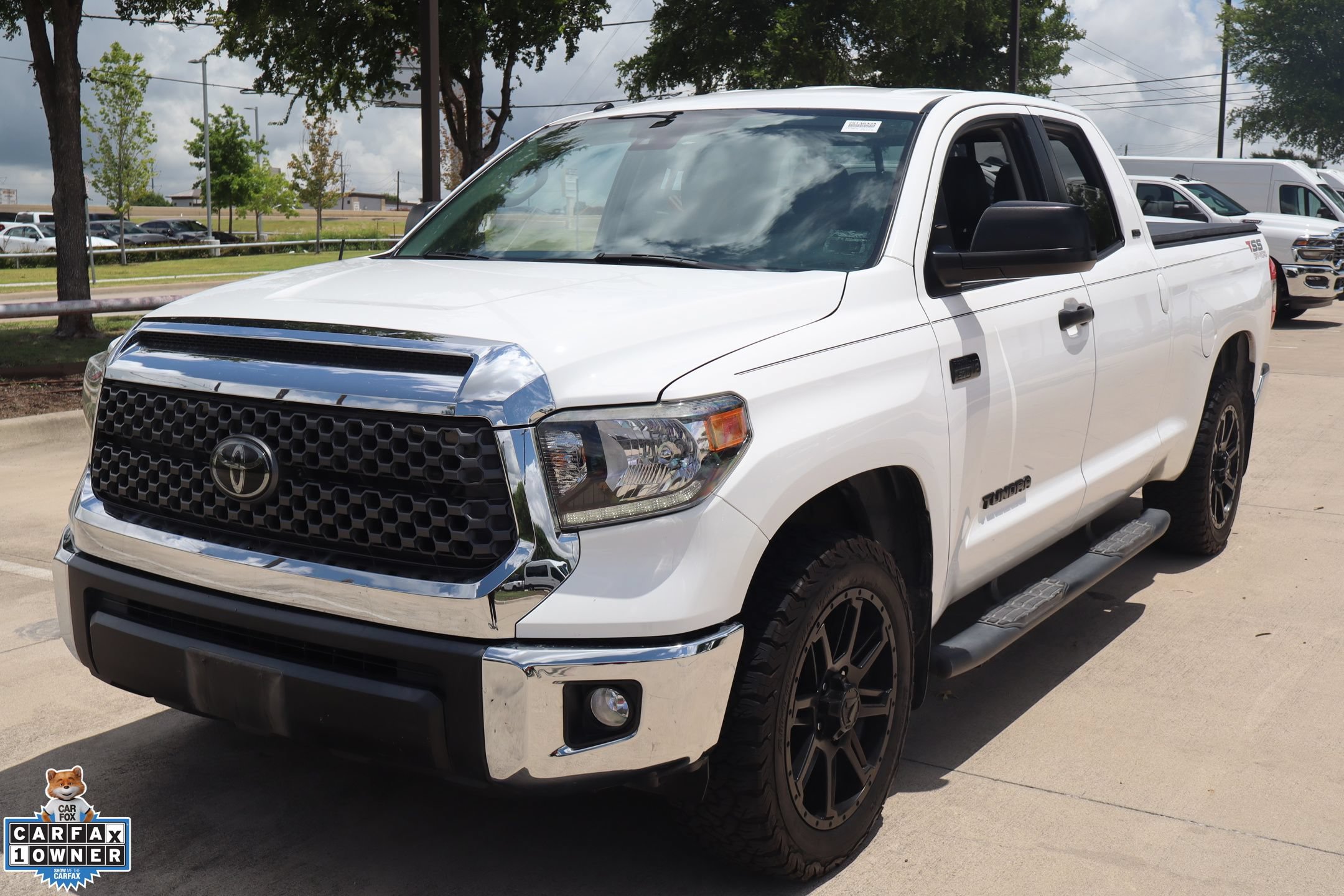 Used 2019 Toyota Tundra SR5 w/ SR5 Upgrade Package RWD image 8