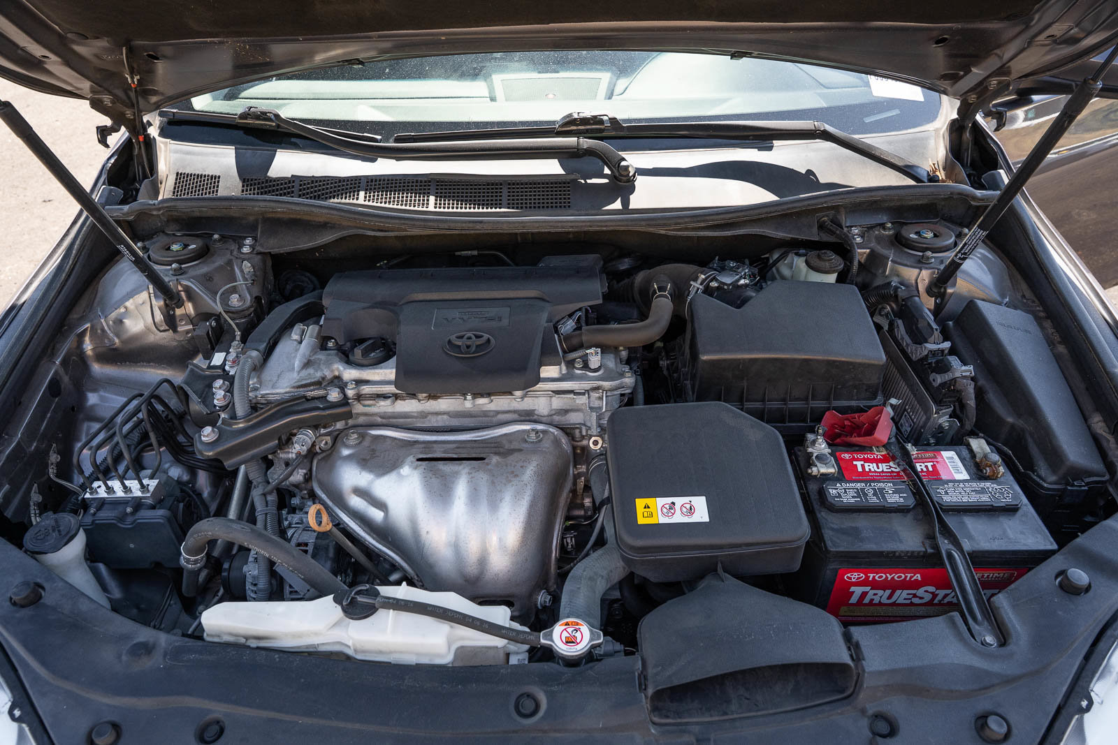 Used 2017 Toyota Camry SE FWD image 20