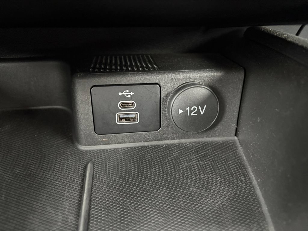 Certified 2025 Ford Escape Active AWD/4WD image 14