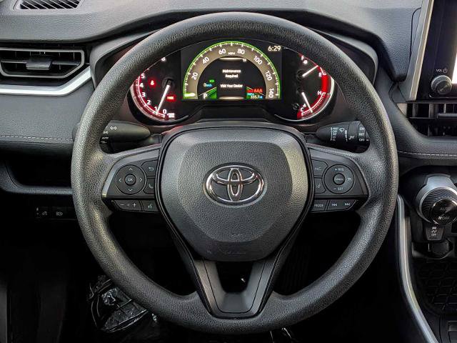 Used 2025 Toyota RAV4 XLE AWD/4WD image 17
