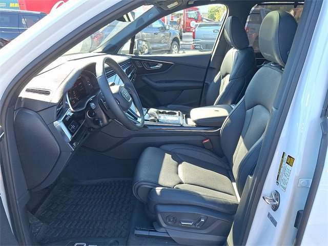 Used 2025 Audi Q7 3.0T Prestige w/ Prestige Package image 15