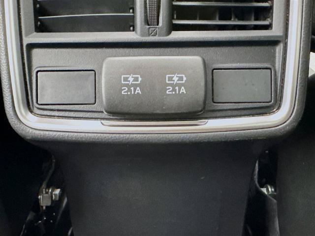 Used 2021 Subaru Forester Premium AWD/4WD image 26