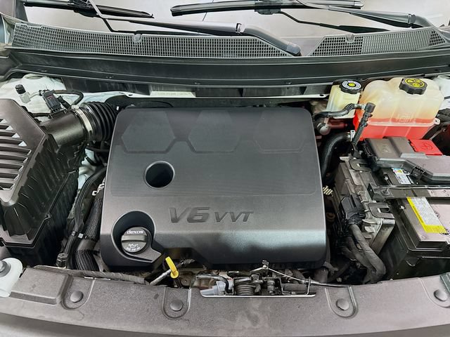 Used 2021 Chevrolet Traverse Premier w/ Redline Edition AWD/4WD image 33