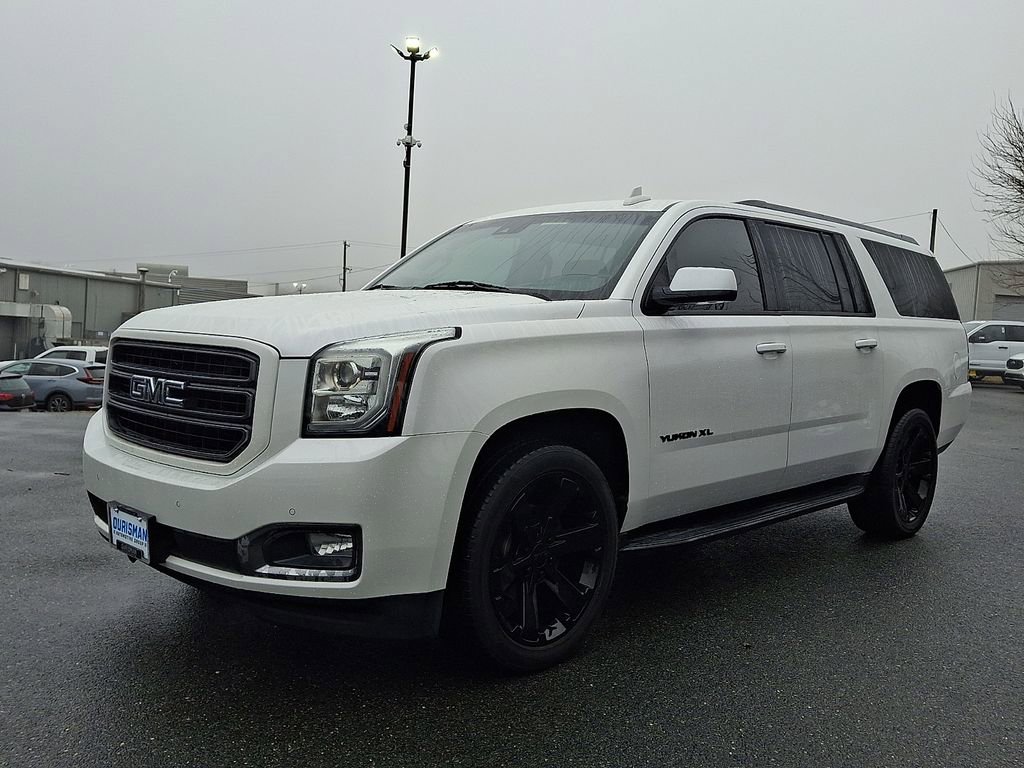 Used 2019 GMC Yukon XL SLT w/ Graphite Performance Edition image 3