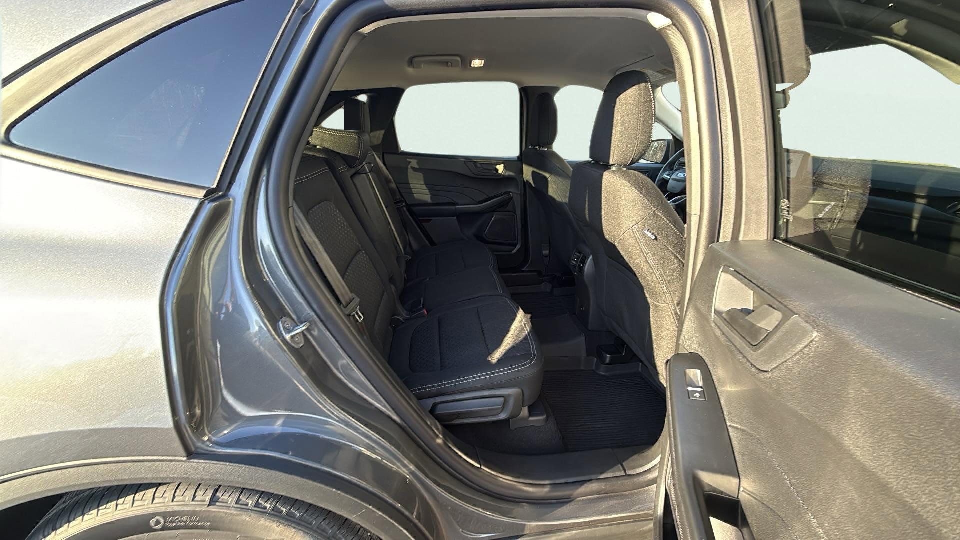 Certified 2025 Ford Escape Active w/ Cold Weather Package image 17