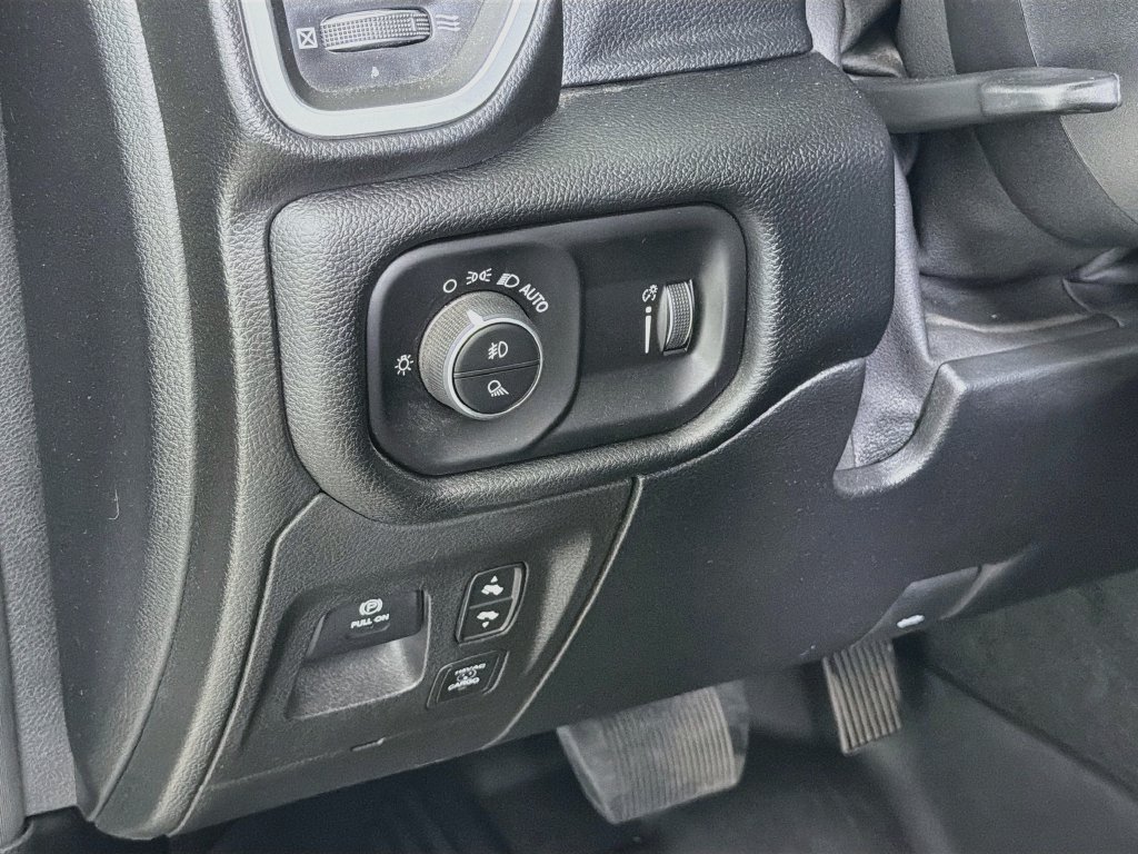 Used 2020 RAM 1500 Lone Star AWD/4WD image 13