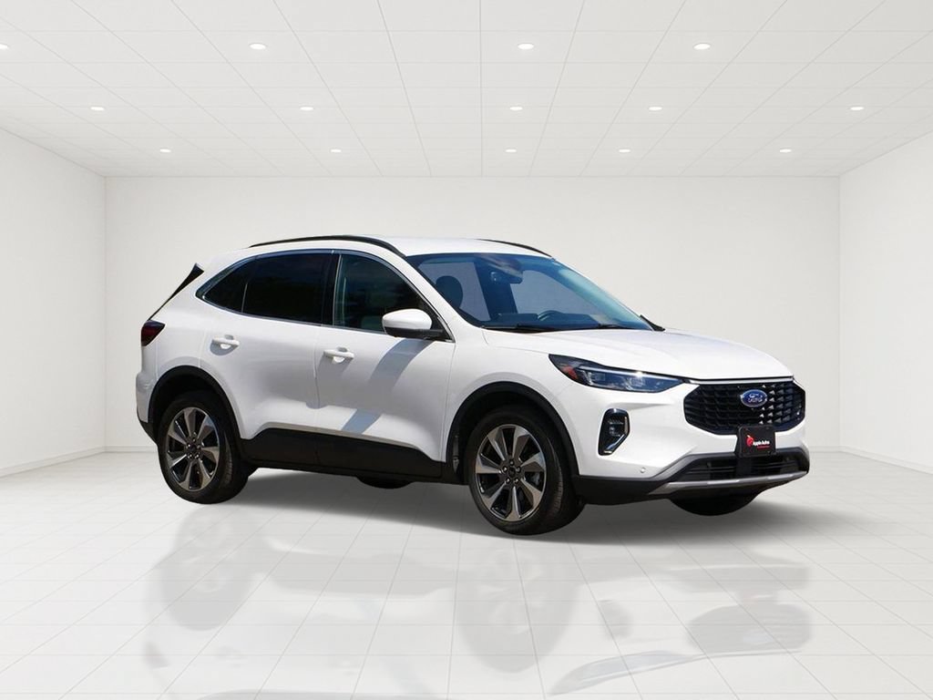 Certified 2023 Ford Escape Platinum