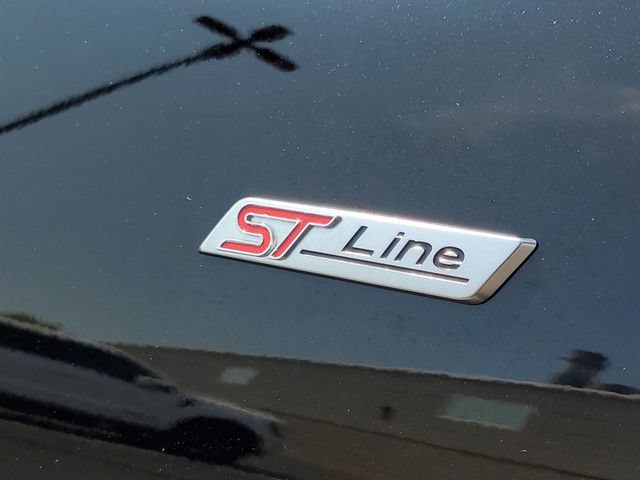 Certified 2023 Ford Escape ST-Line Elite w/ Premium Technology Package AWD/4WD image 9