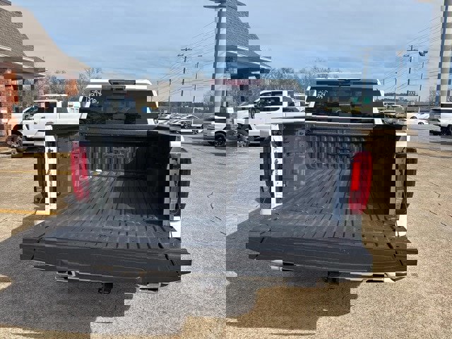 Used 2024 GMC Sierra 1500 AT4 w/ Technology Package image 10