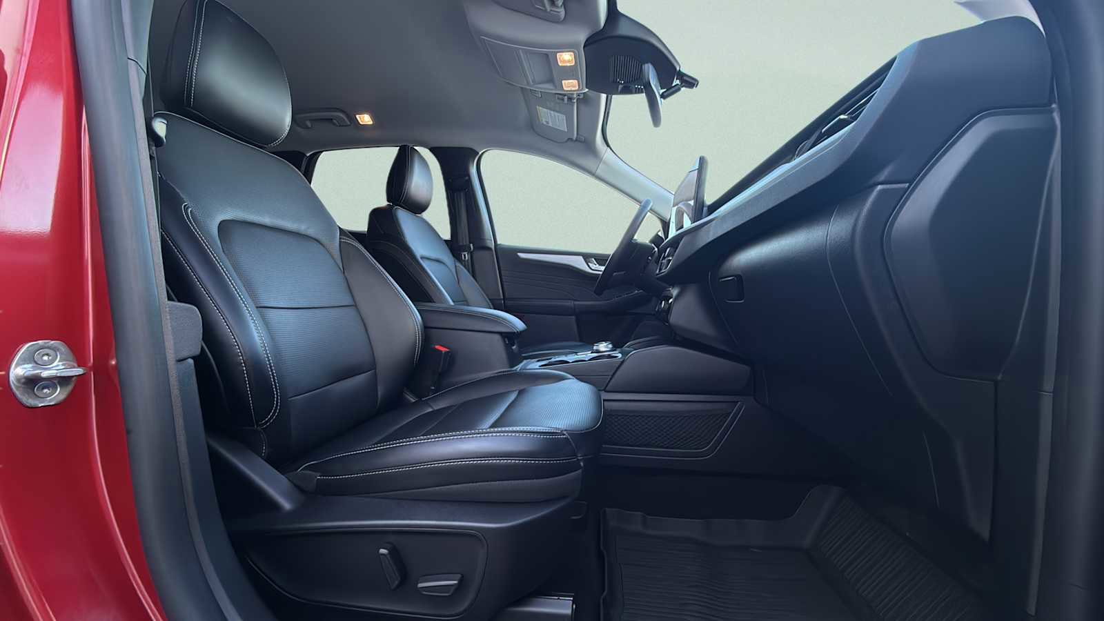 Certified 2023 Ford Escape Platinum image 23