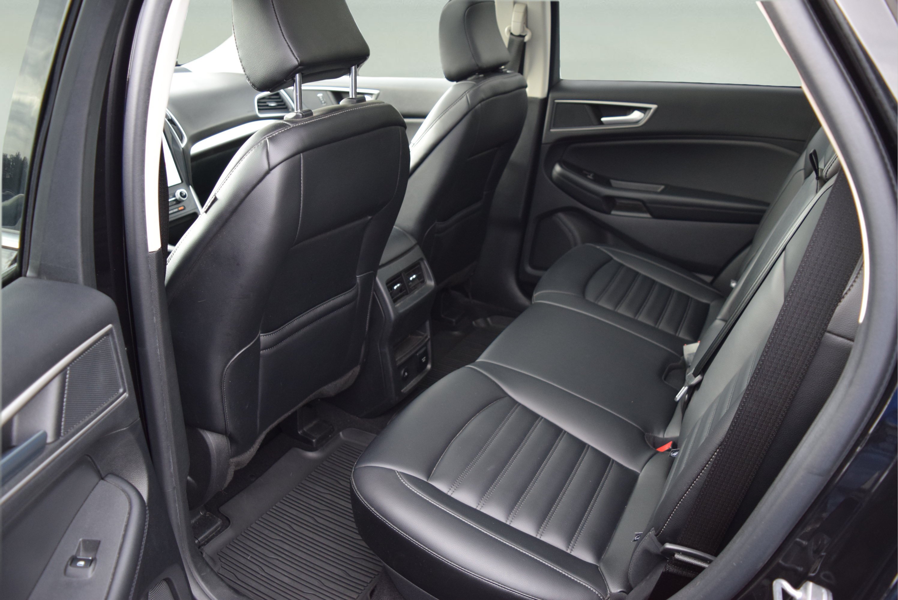 Certified 2023 Ford Edge SEL w/ Convenience Package AWD/4WD image 8