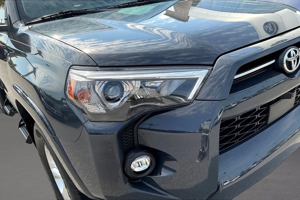 Used 2024 Toyota 4Runner SR5 Premium w/ Moonroof Package AWD/4WD image 32
