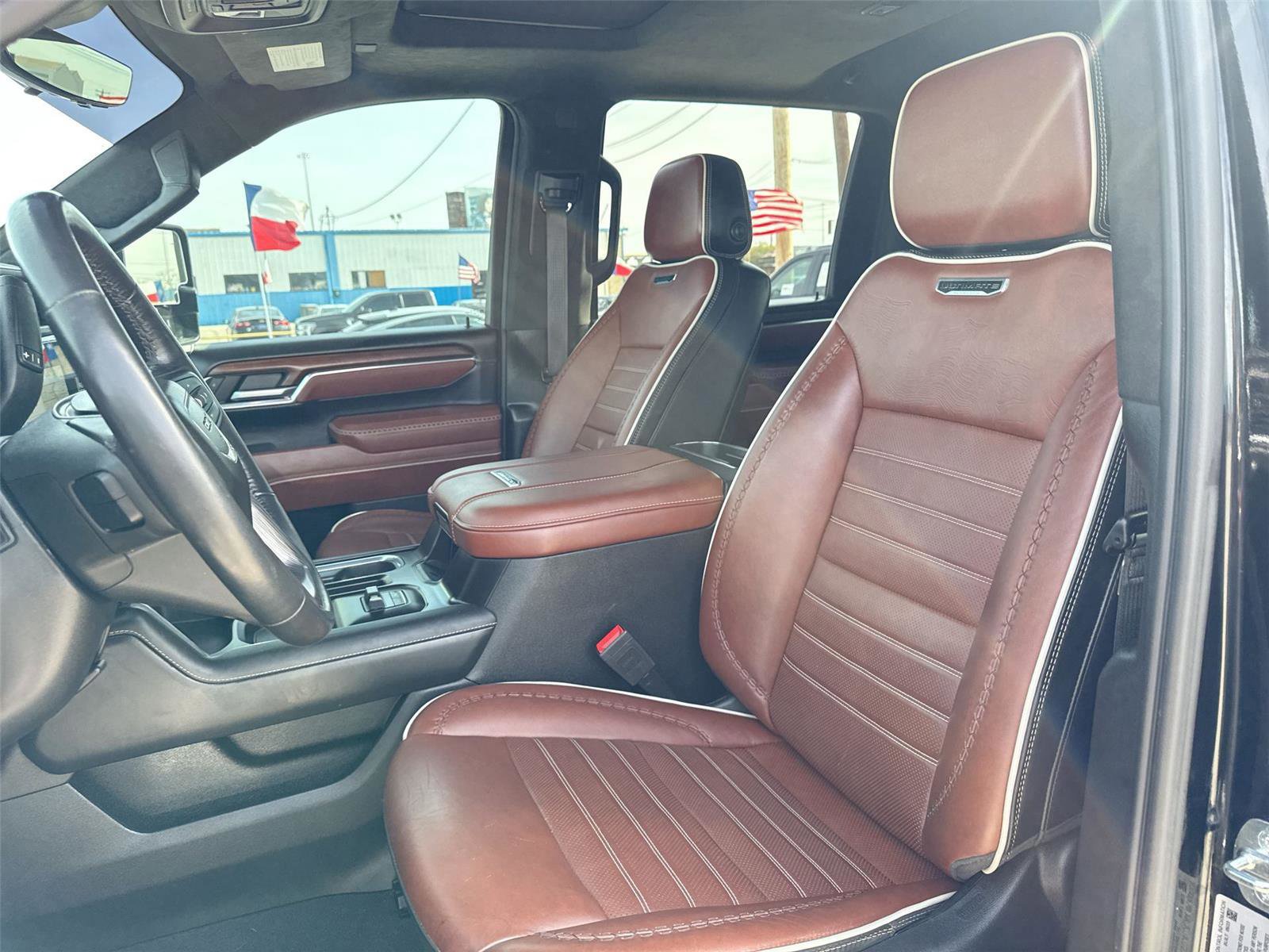 Used 2024 GMC Sierra 2500 Denali Ultimate image 13