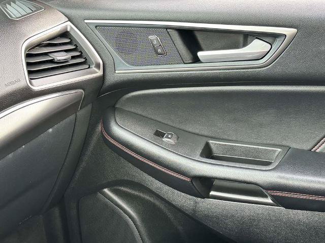 Certified 2024 Ford Edge ST-Line AWD/4WD image 24