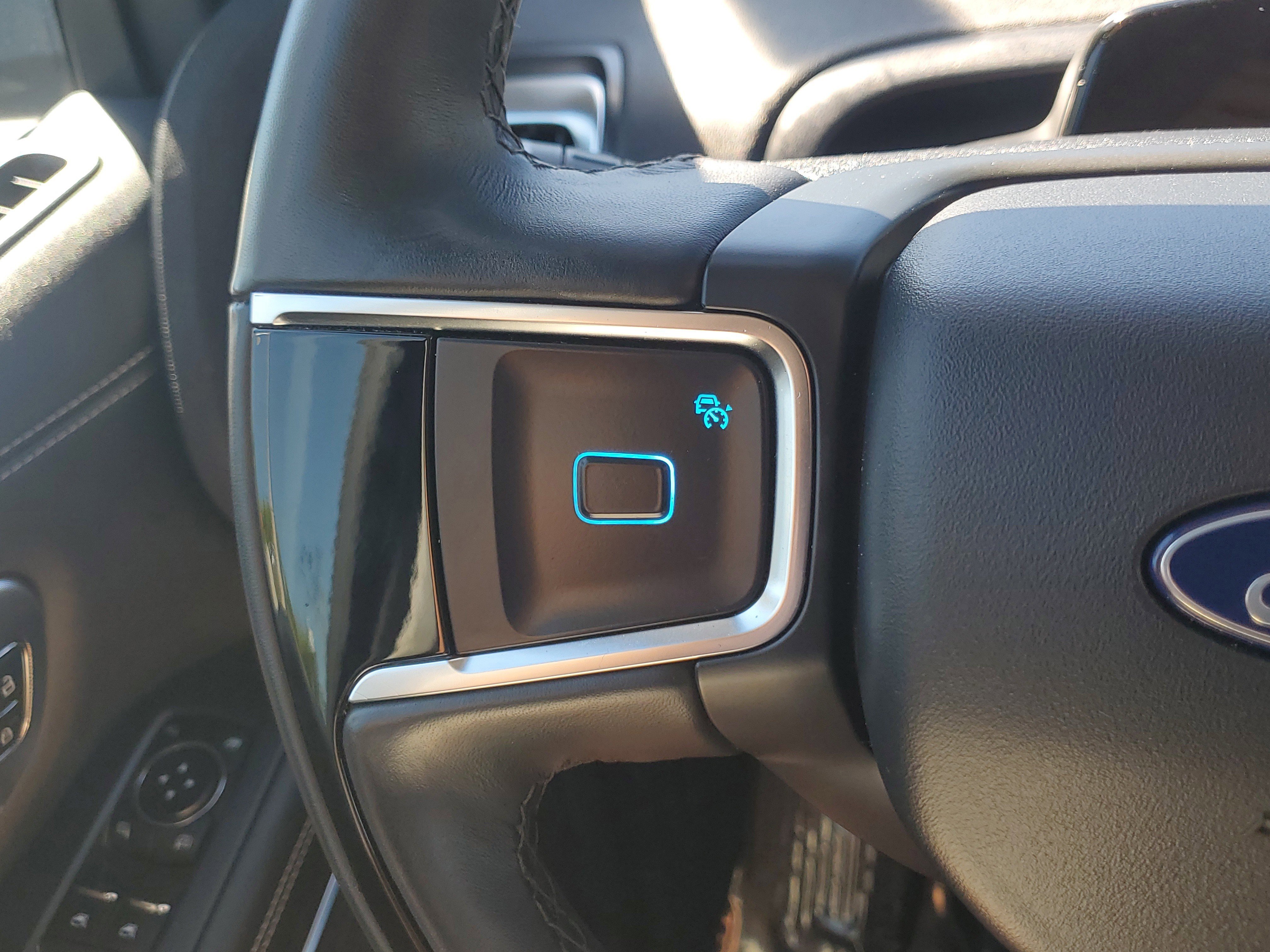 Certified 2025 Ford Expedition Max Platinum image 25