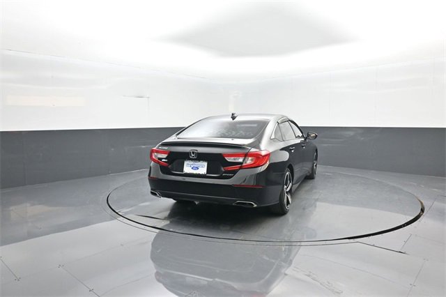 Used 2018 Honda Accord Sport image 7