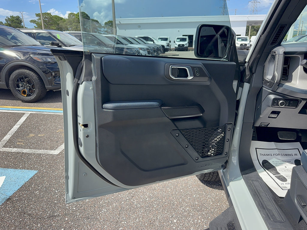 Certified 2024 Ford Bronco Outer Banks AWD/4WD image 9