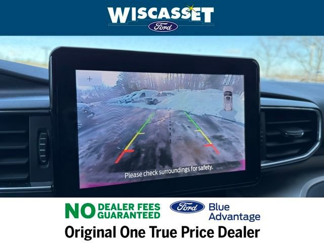 Certified 2022 Ford Explorer XLT w/ Equipment Group 202A image 16