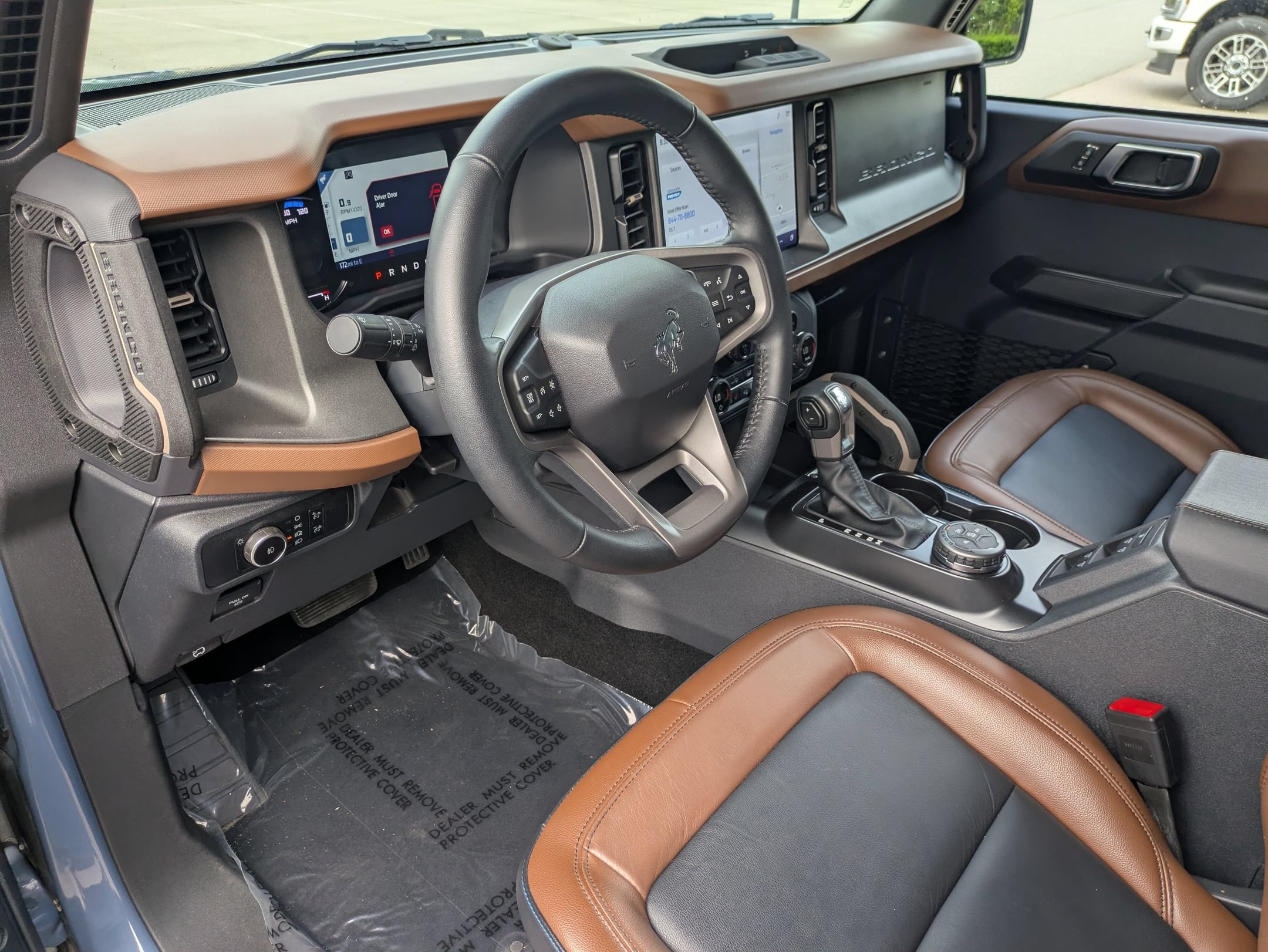 Certified 2024 Ford Bronco Outer Banks AWD/4WD image 15