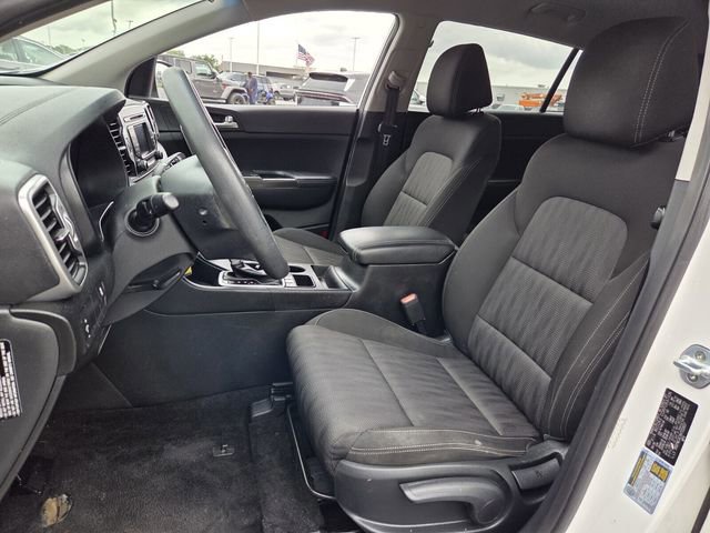 Used 2017 Kia Sportage LX AWD/4WD image 9