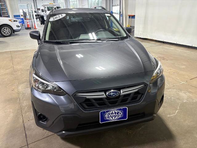 Used 2023 Subaru Crosstrek 2.0i image 3