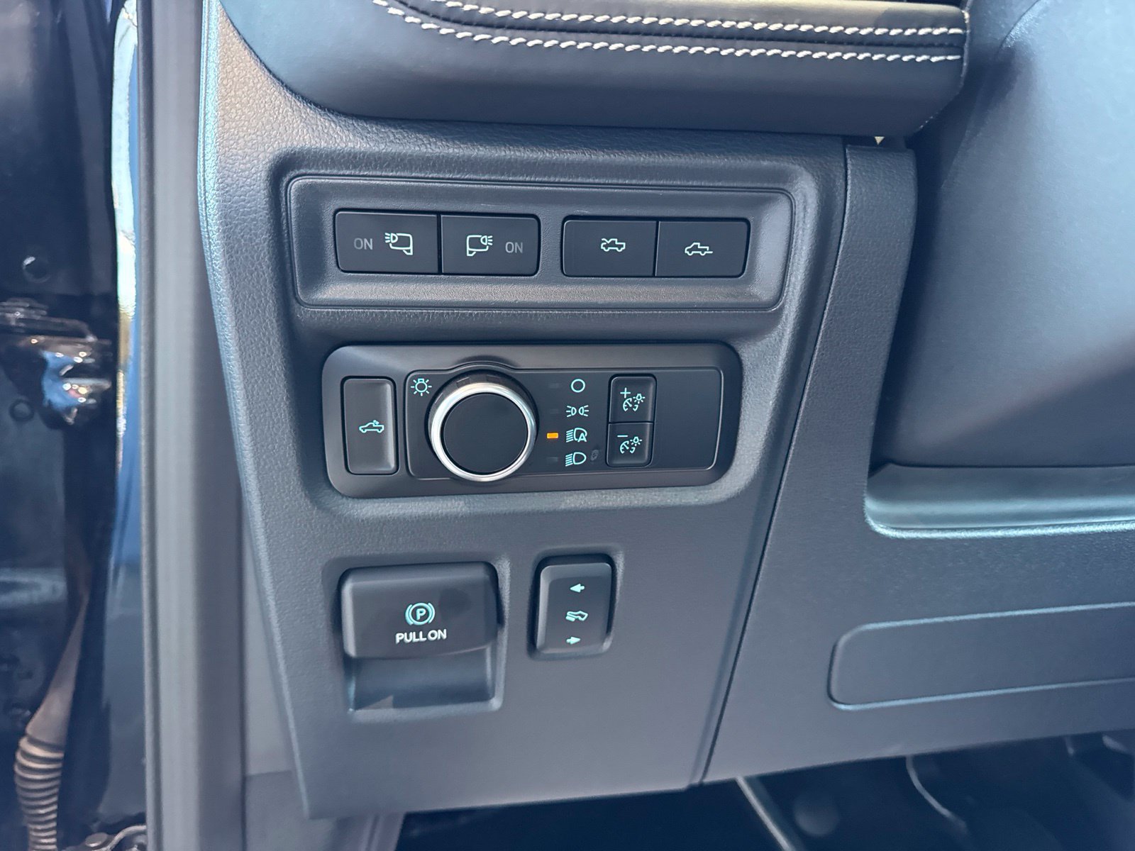 Certified 2024 Ford F150 Lightning Platinum AWD/4WD image 29
