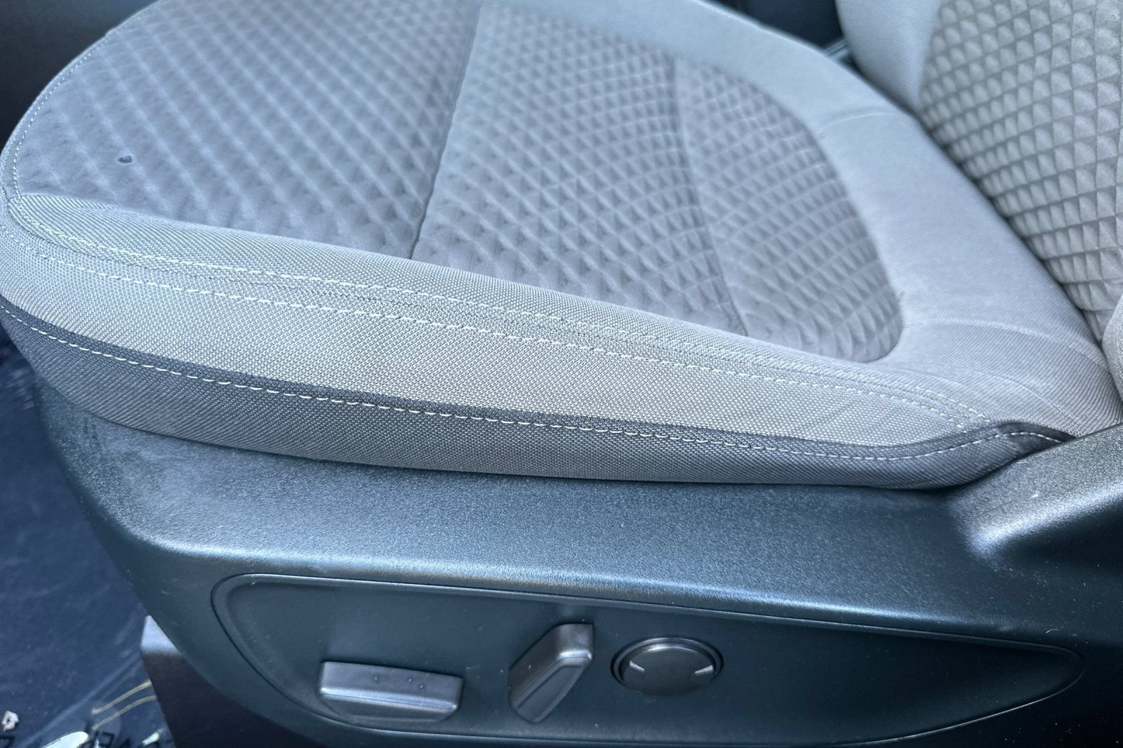 Certified 2020 Ford Escape SE AWD/4WD image 13