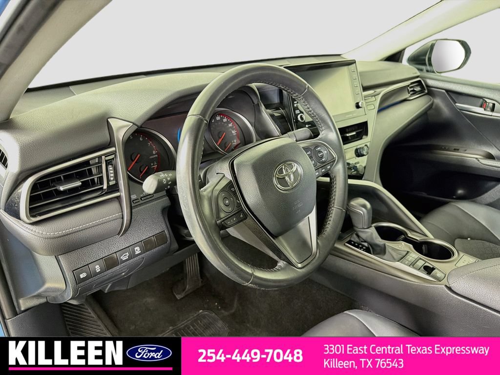 Used 2024 Toyota Camry XSE FWD image 11
