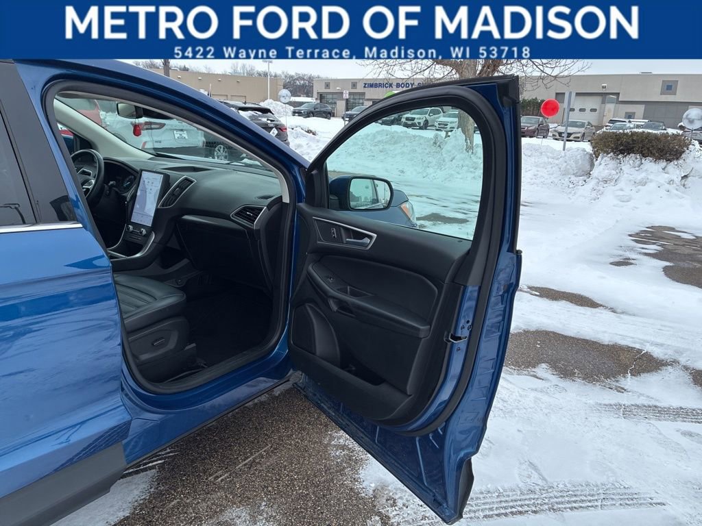 Certified 2023 Ford Edge SEL image 41