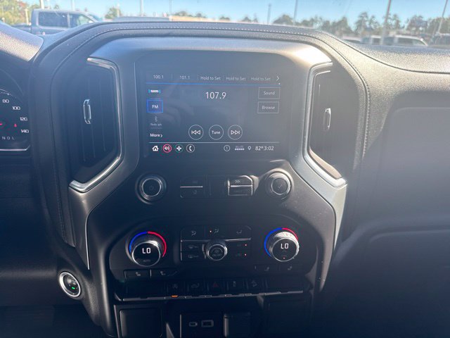 Used 2021 Chevrolet Silverado 1500 LT w/ Z71 Off-Road Package AWD/4WD image 9