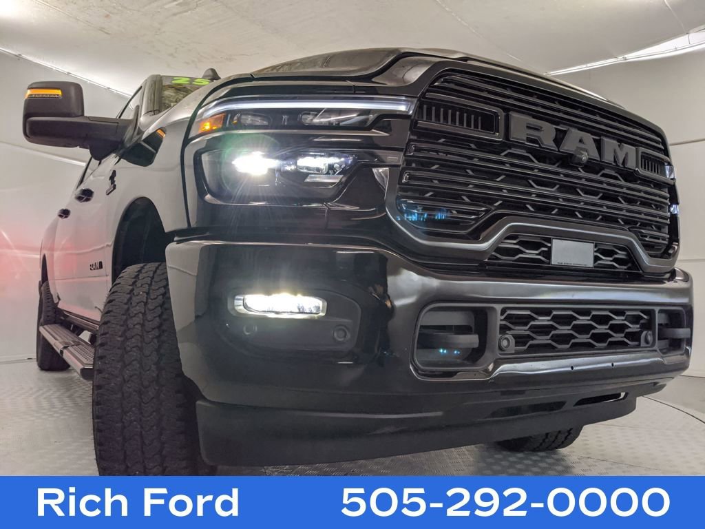 Used 2025 RAM 3500 Laramie image 30