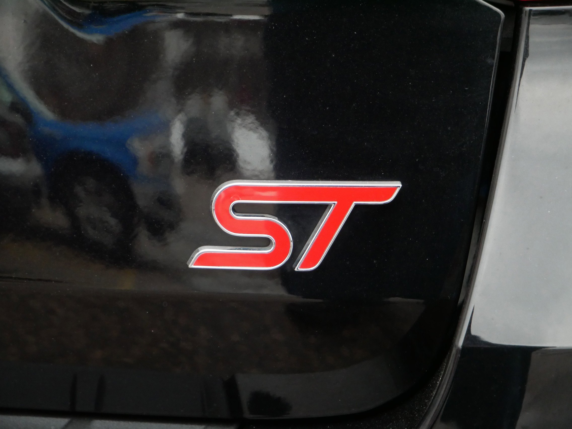 Certified 2023 Ford Explorer ST w/ Equipment Group 401A image 8