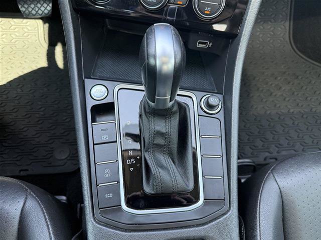 Used 2019 Volkswagen Jetta SE FWD image 16