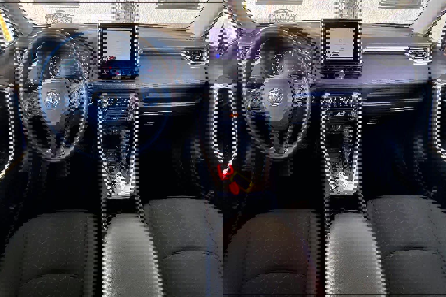 Used 2024 Toyota RAV4 XLE image 15