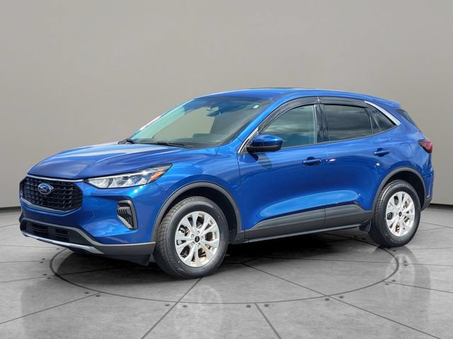 Certified 2023 Ford Escape Active w/ Tech Pack #2 AWD/4WD image 3