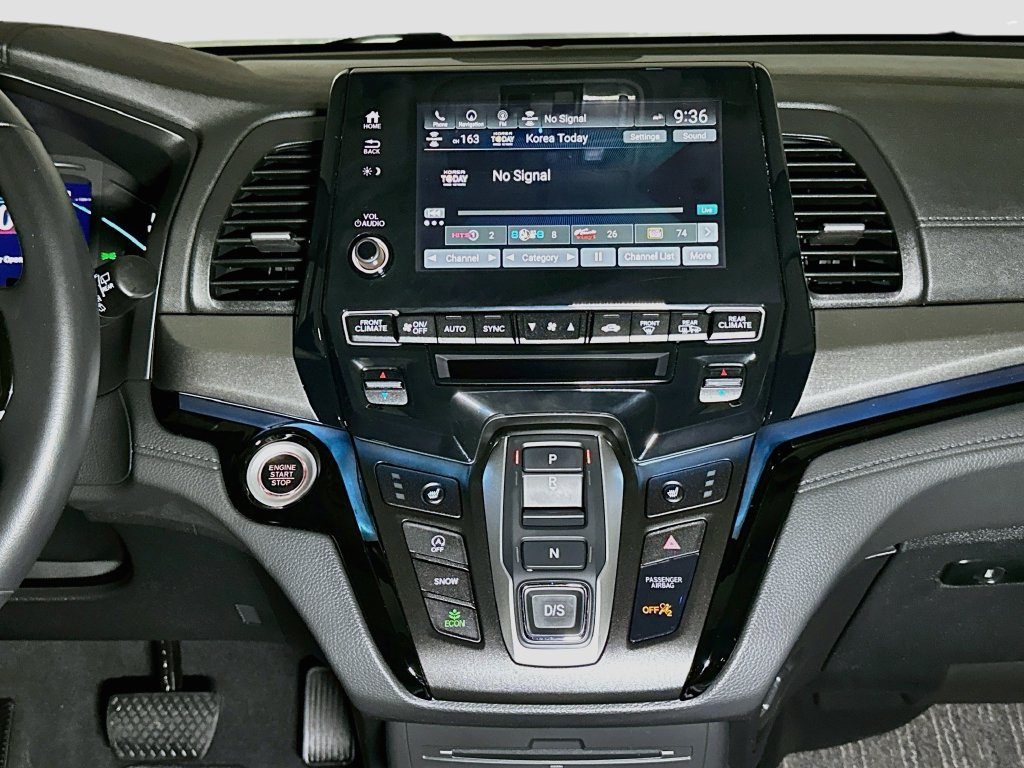 Used 2023 Honda Odyssey Touring image 14