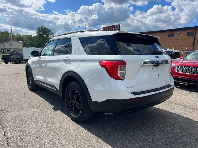 Certified 2024 Ford Explorer XLT AWD/4WD image 6