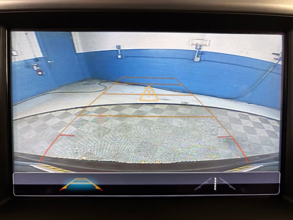 Used 2019 GMC Acadia SLT image 26