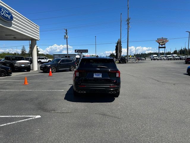 Certified 2025 Ford Explorer ST AWD/4WD image 4