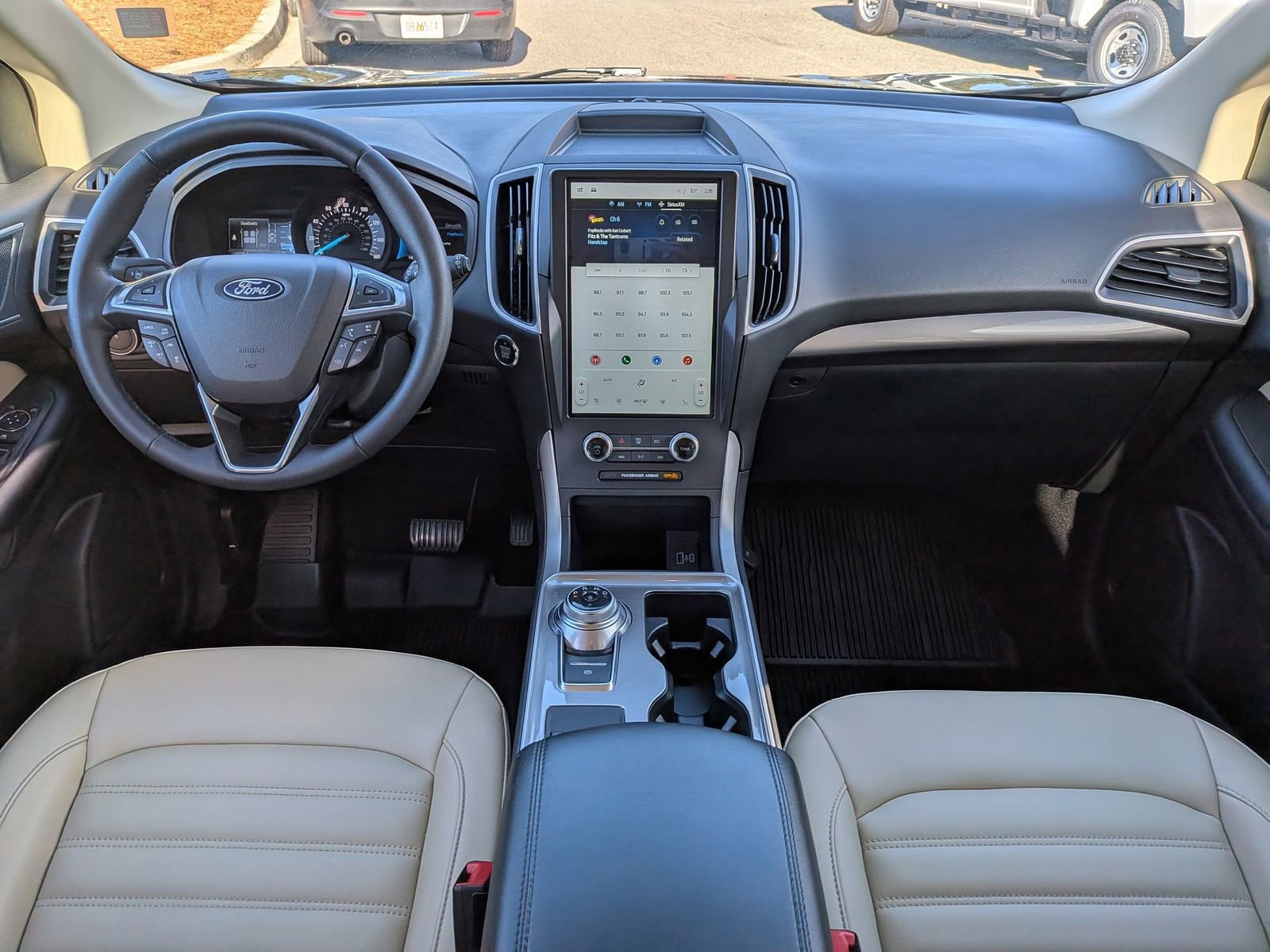 Certified 2024 Ford Edge SEL w/ Convenience Package image 18