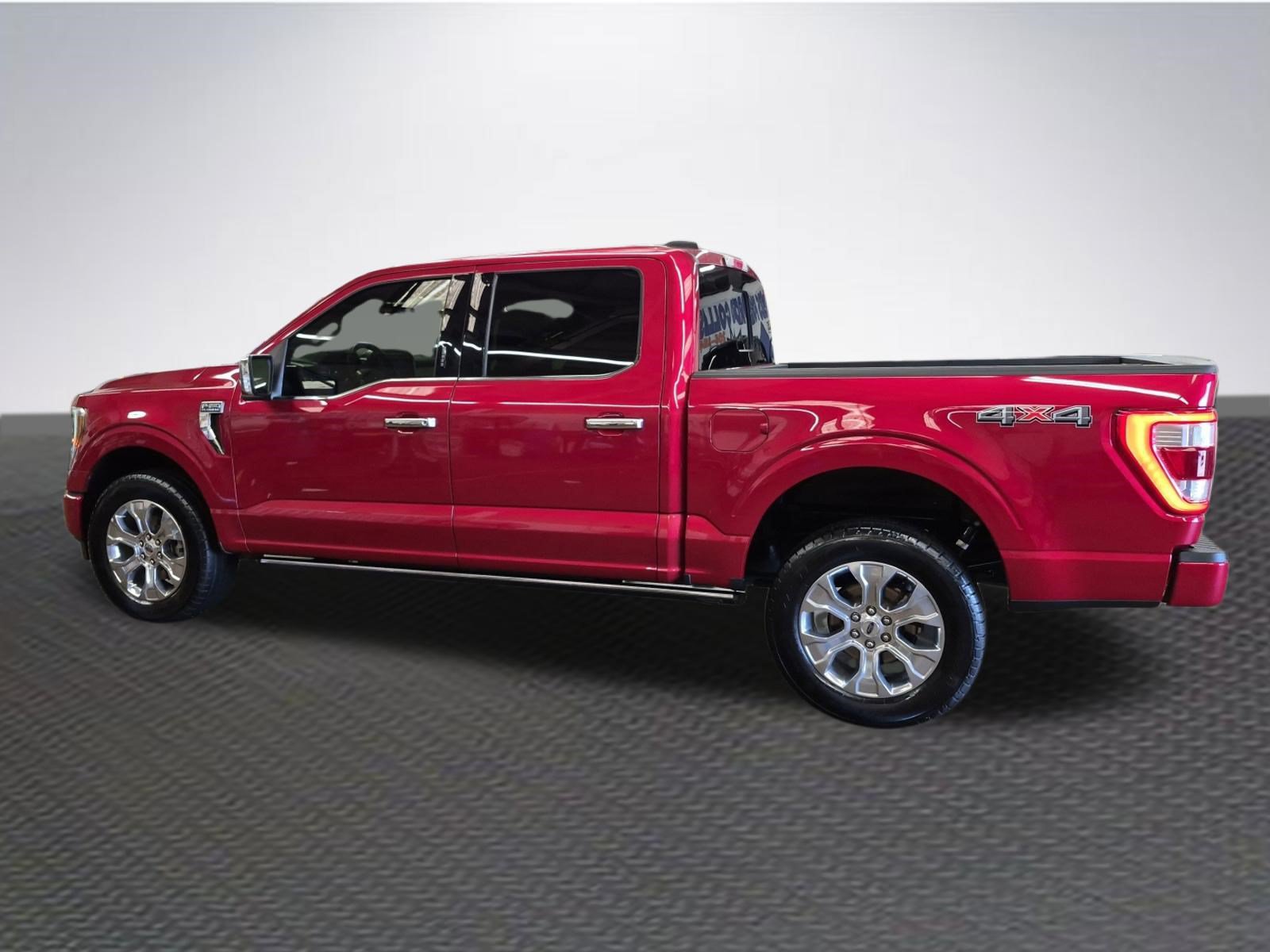 Certified 2022 Ford F150 Platinum AWD/4WD image 5