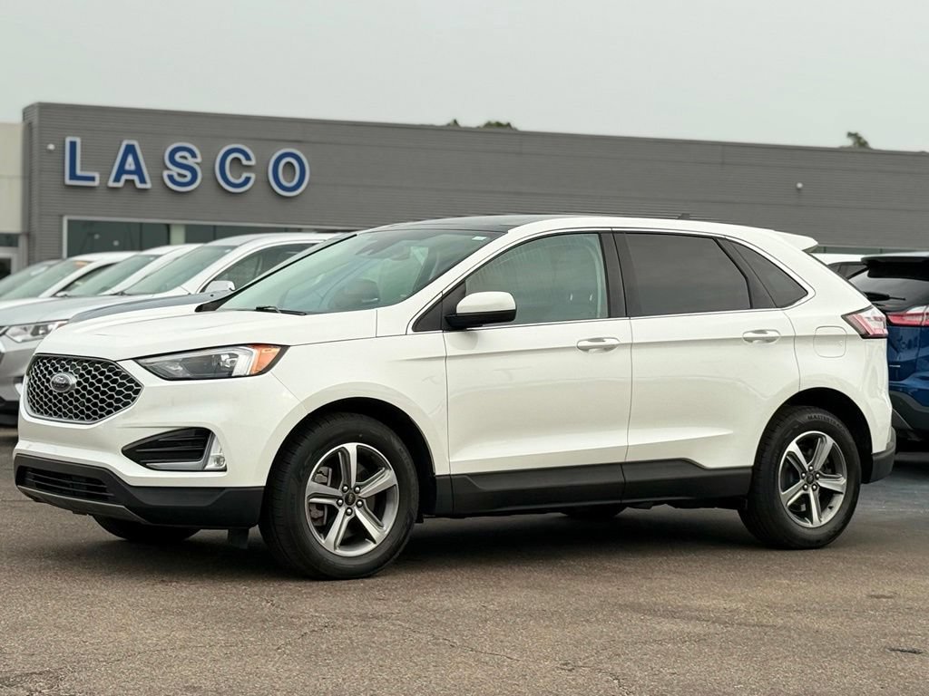 Certified 2024 Ford Edge SEL w/ Convenience Package AWD/4WD image 1