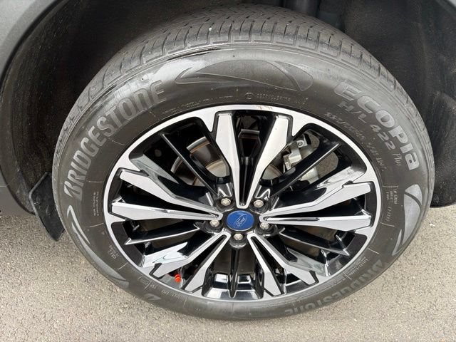 Certified 2022 Ford Escape SEL w/ SEL Stealth AWD Package image 22